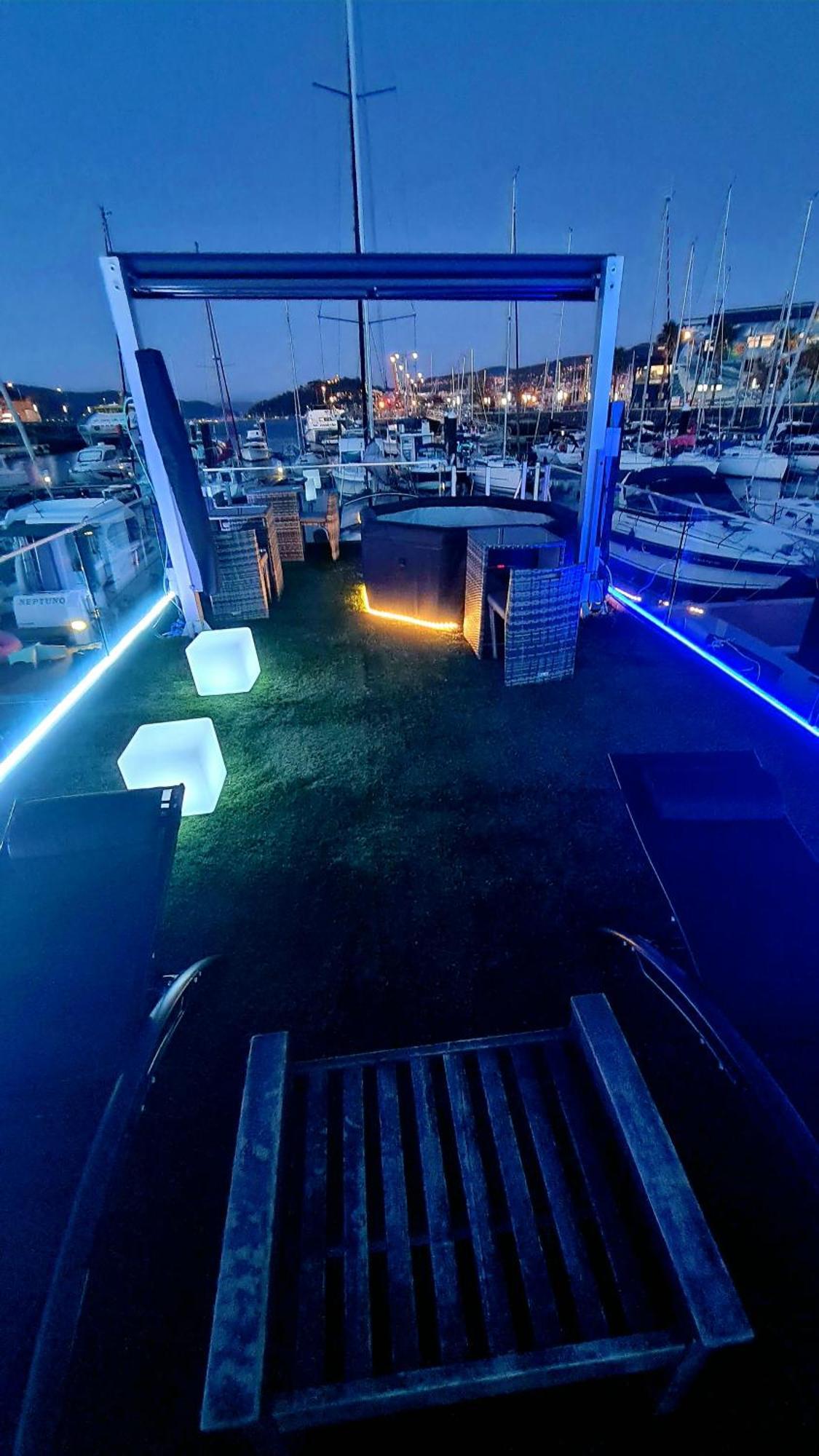 Barco-Apartamento En El Nautico De Vigo Eksteriør bilde