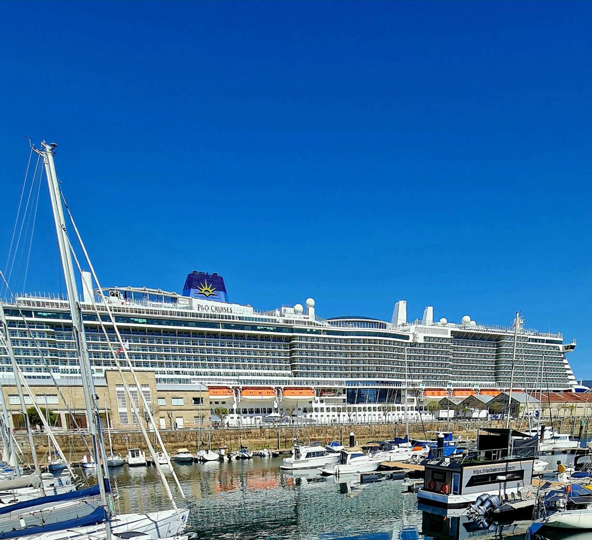 Barco-Apartamento En El Nautico De Vigo Eksteriør bilde