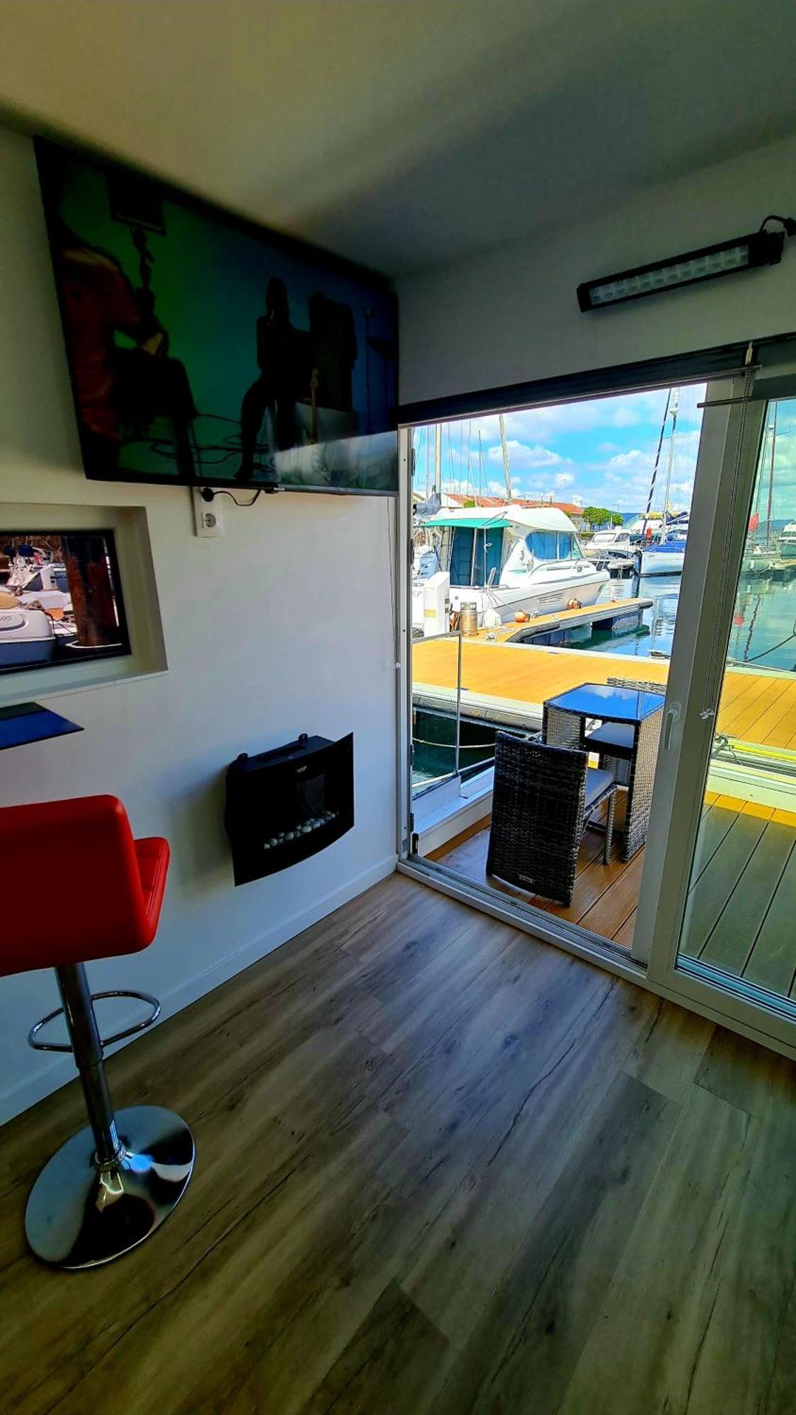 Barco-Apartamento En El Nautico De Vigo Eksteriør bilde